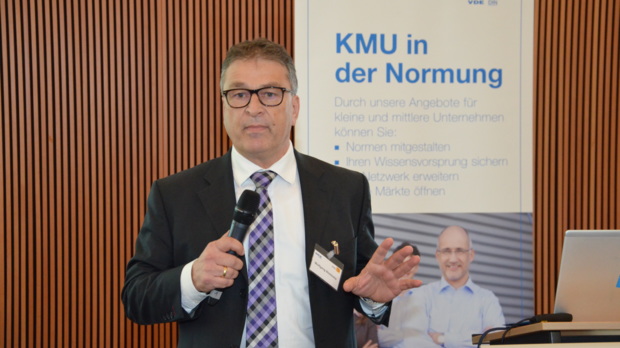 … und Wolfgang Niedziella, Bereichsleiter Technology, DKE