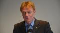 Lothar Neuhalfen, Vorsitzender des Tarif-Ausschusses, stellte den neu abgeschlossenen Tarifvertrag vor
