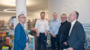 Bild 2: In der Bücherhalle Wilhelmsburg konnten sich die Juroren von einem erfolg­reichen Lichtprojekt der Fa. Elektro Eckstein mit sozialer Komponente überzeugen