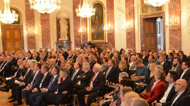 Zahlreiche Gäste waren der Einladung ins Barockschloss Mannheim gefolgt